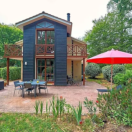 In France With Private Garden & Bbq, Cleaning Included *