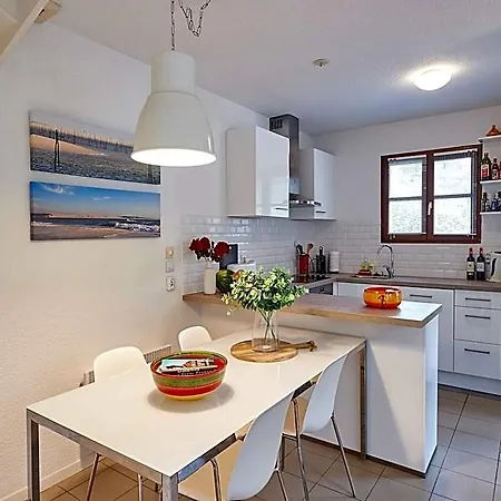 Villa In France With Private Garden & Bbq, Cleaning Included *